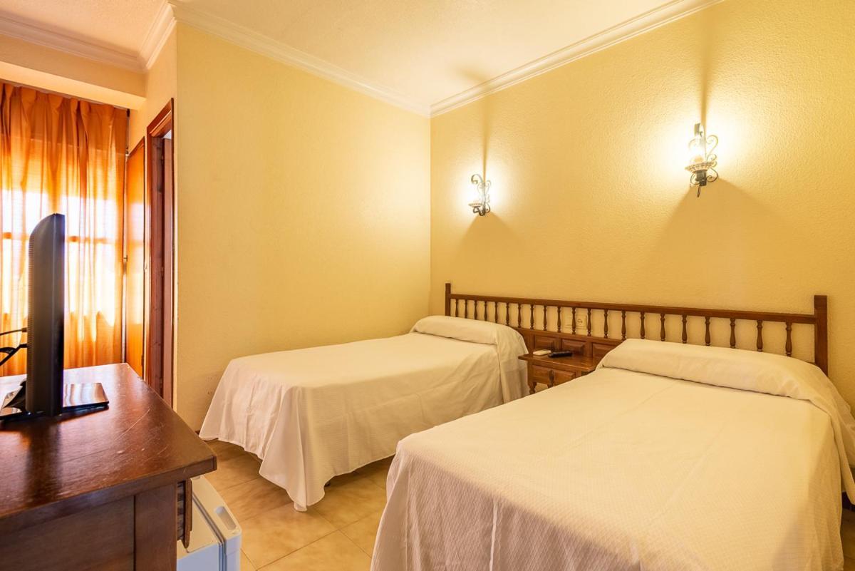 Hostal Hilaria 马札冈 外观 照片